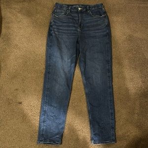 aeo curvy mom jean